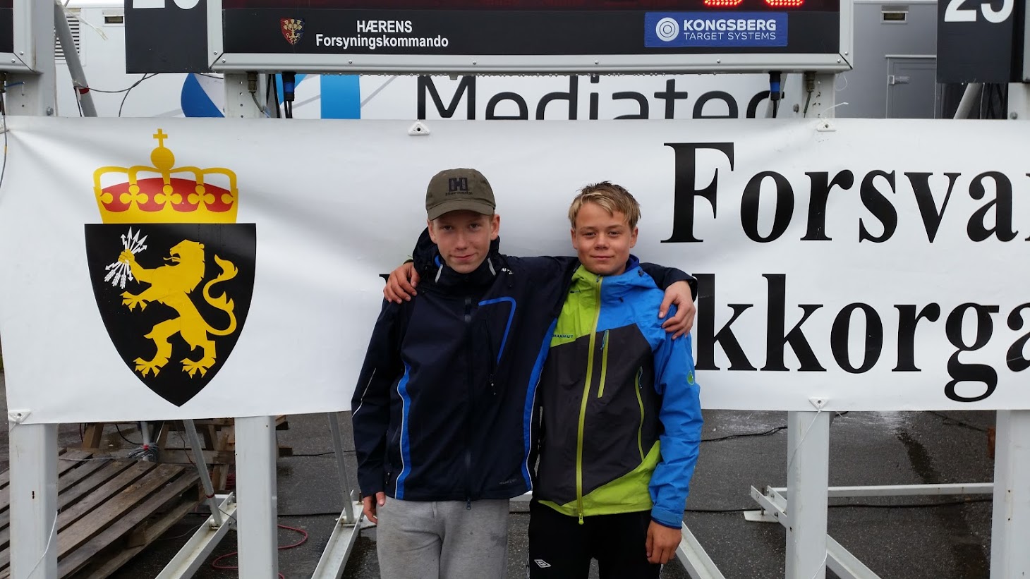Tommy og Olliver også med god skyting på finfelten på Lesja!