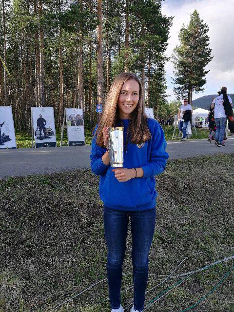 Trine Ramsvik Stette beste skytter under 20 år på den innledende skytingen på NM i feltskyting under Landsskytterstevnet 2016.