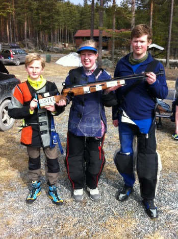 På bildet ser vi glade klubbmestere: FV, Anders (R), Mari(ER) og Kevin (J).