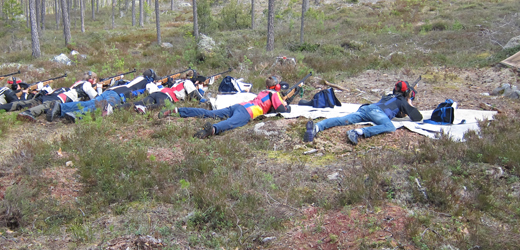 Benytt gjerne en filt eller ei matte på standplass om underlaget er vått eller sølete.